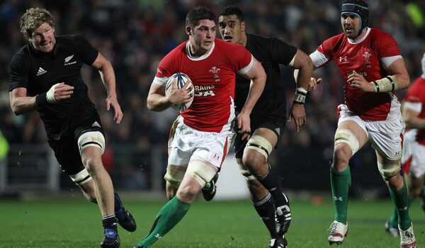 McCusker signs for London Irish