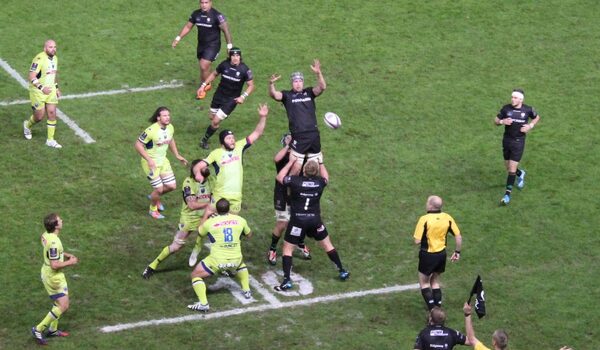 Exiles claim bonus point win in Grenoble